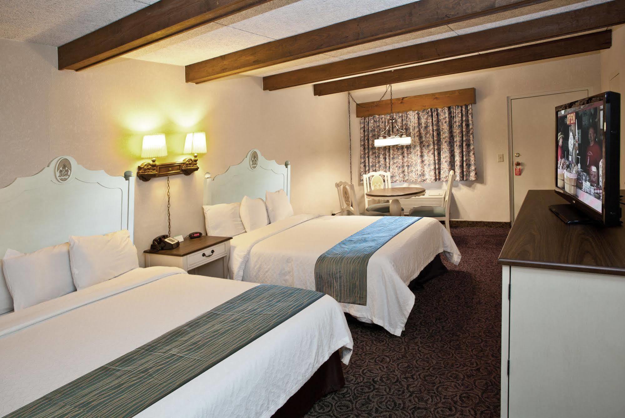 Helendorf River Inn, Suites & Conference Center Exterior foto