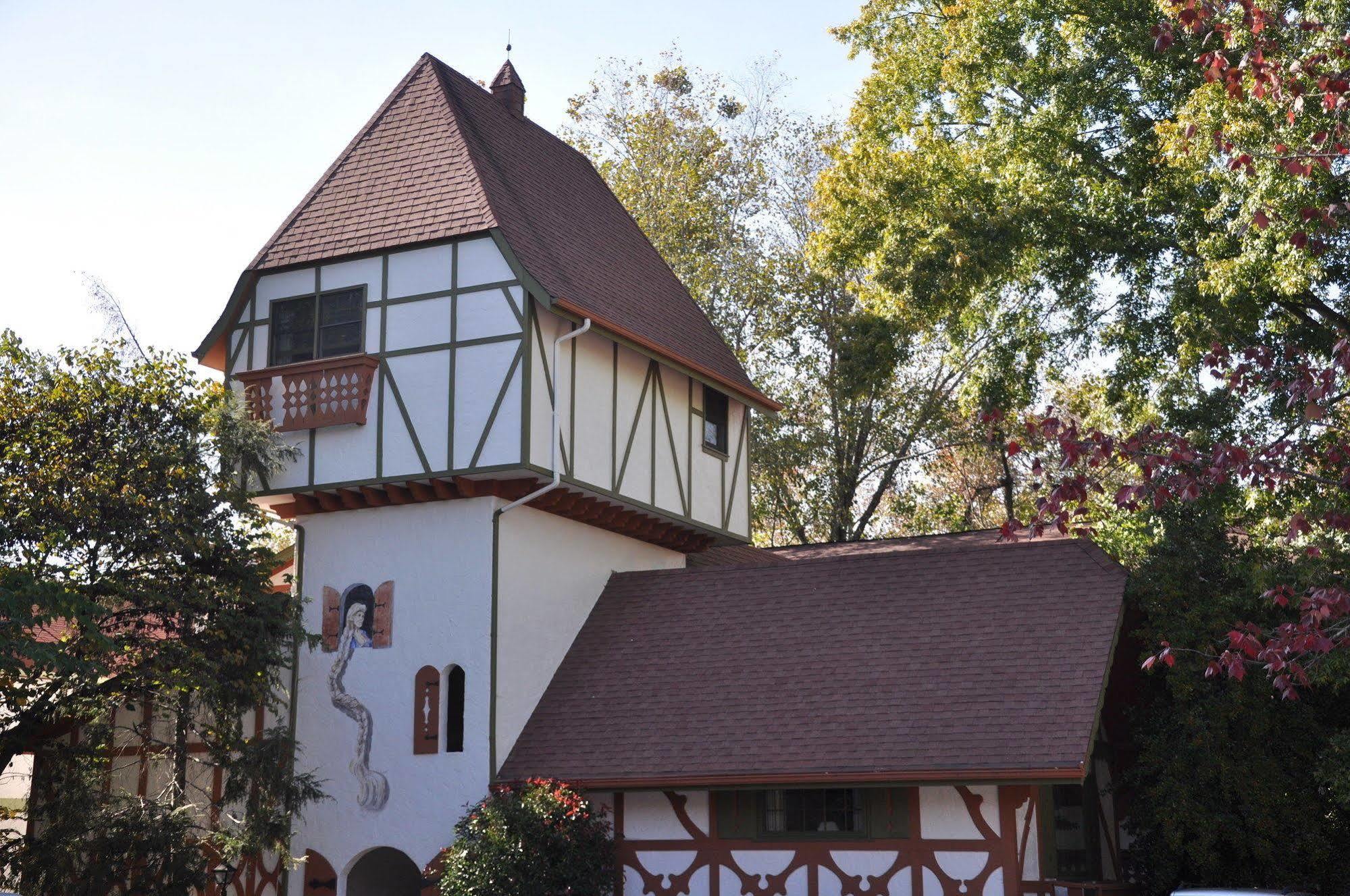Helendorf River Inn, Suites & Conference Center Exterior foto